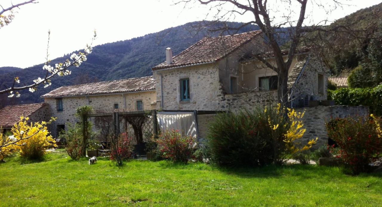 Le Moulin D'Arcas. Bed and Breakfast Prémian Eksteriør billede